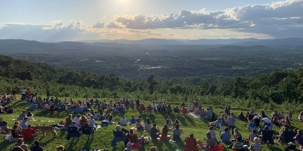 Mountain Views at Carter Mountain Orchard